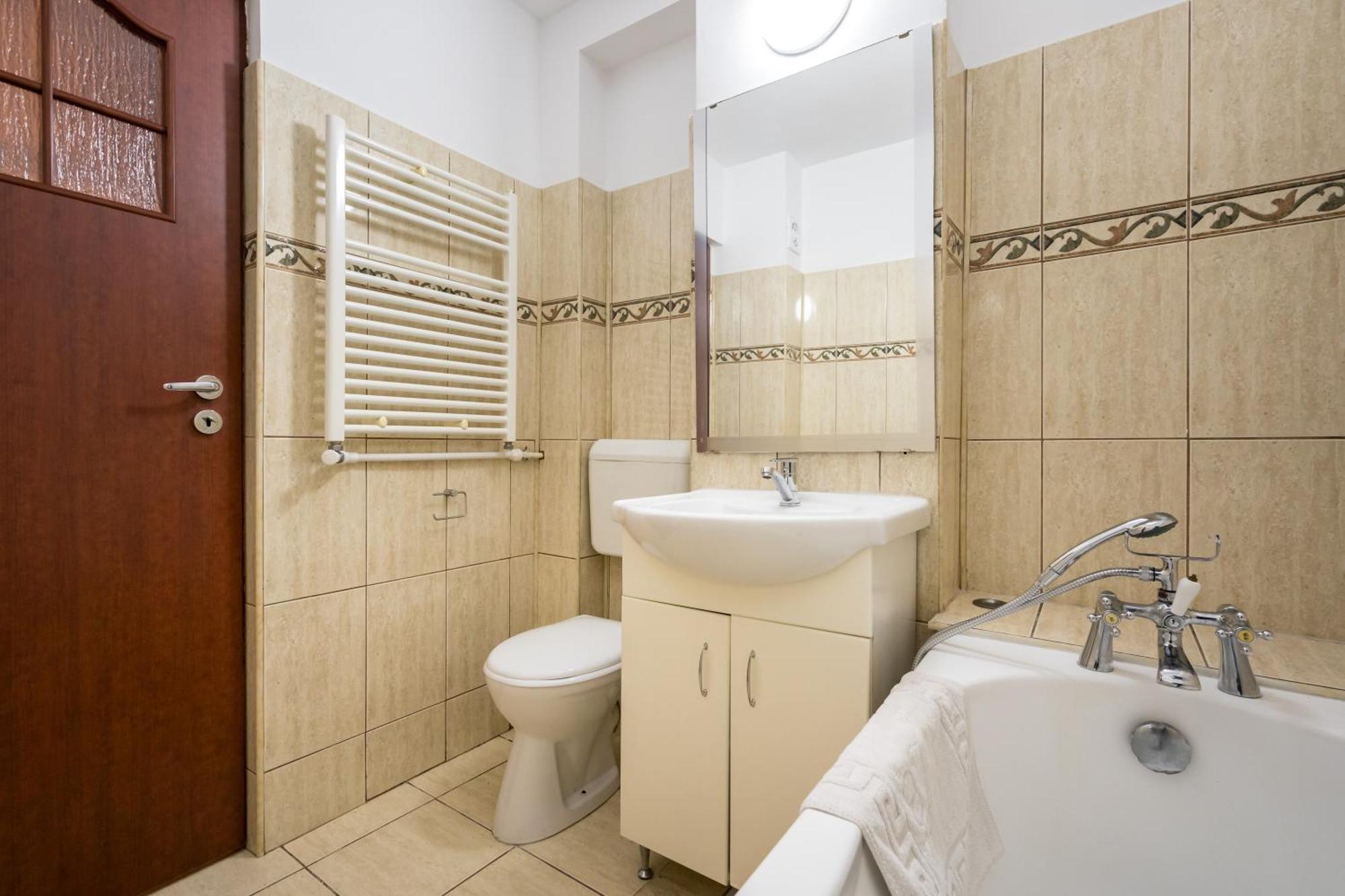 Tranquil Unirii Residence - Elegant & Spacious Living With Parking Steps From Parliament Bukareszt Zewnętrze zdjęcie
