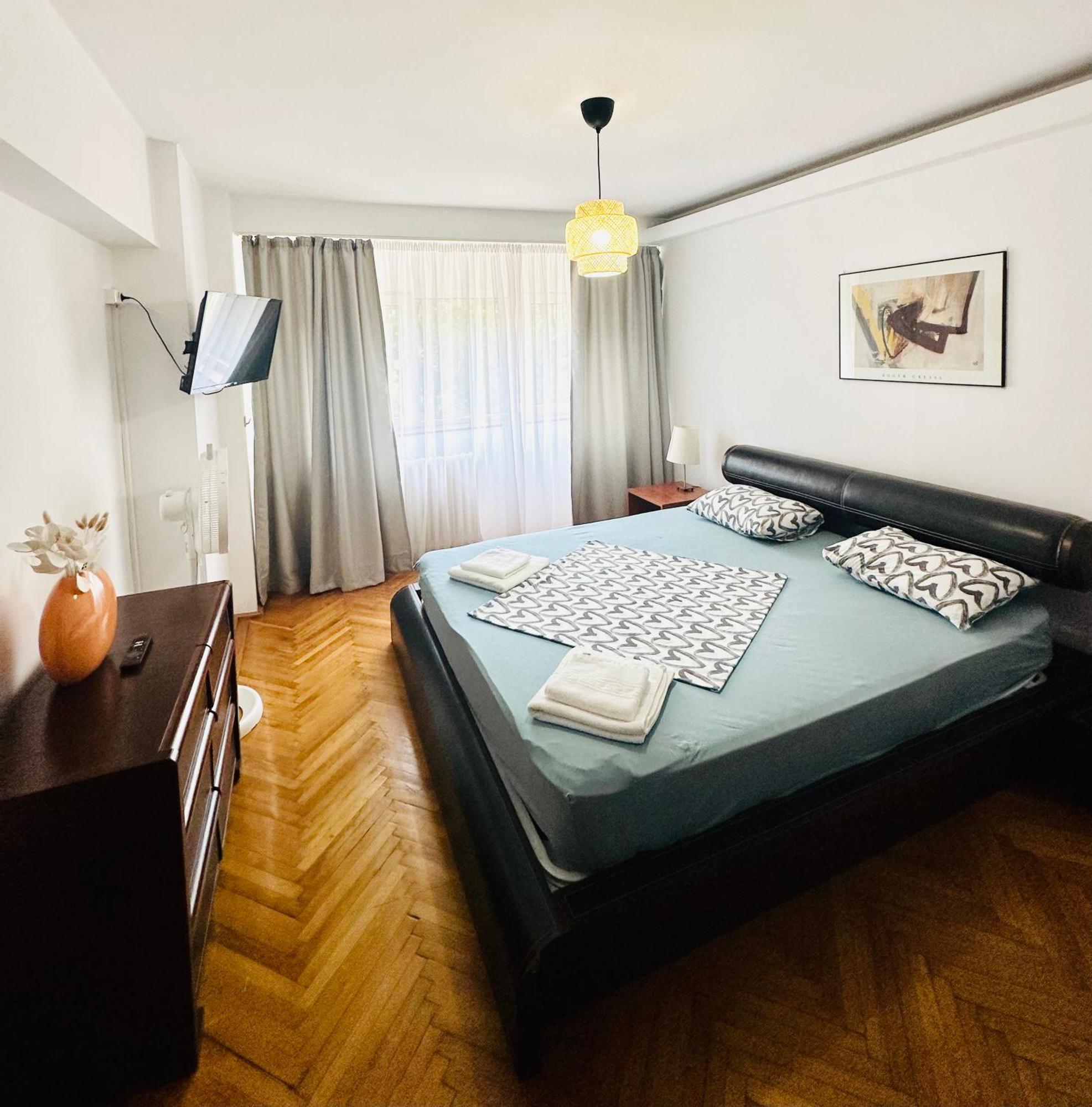Tranquil Unirii Residence - Elegant & Spacious Living With Parking Steps From Parliament Bukareszt Zewnętrze zdjęcie